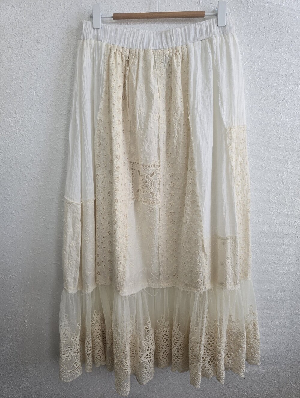 Jaded Gypsy Rare Feeling Skirt One Size Parchment Lace Patchwork NWT - Picture 5 of 7